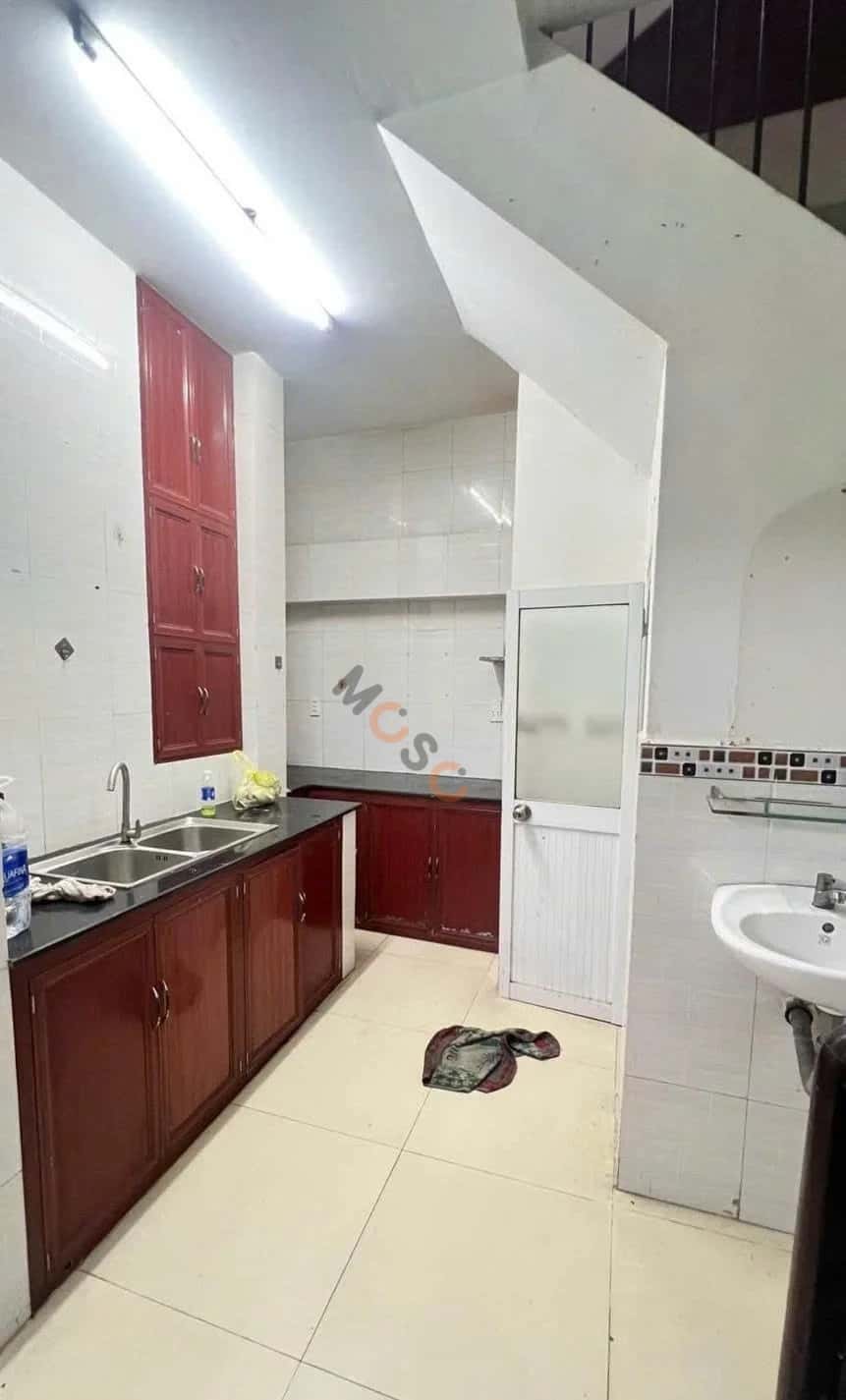 Bán nhà hẻm Thái Phiên Quận 11, TP.HCM – 4 phòng ngủ, giá 8.9 tỷ — Hình 2